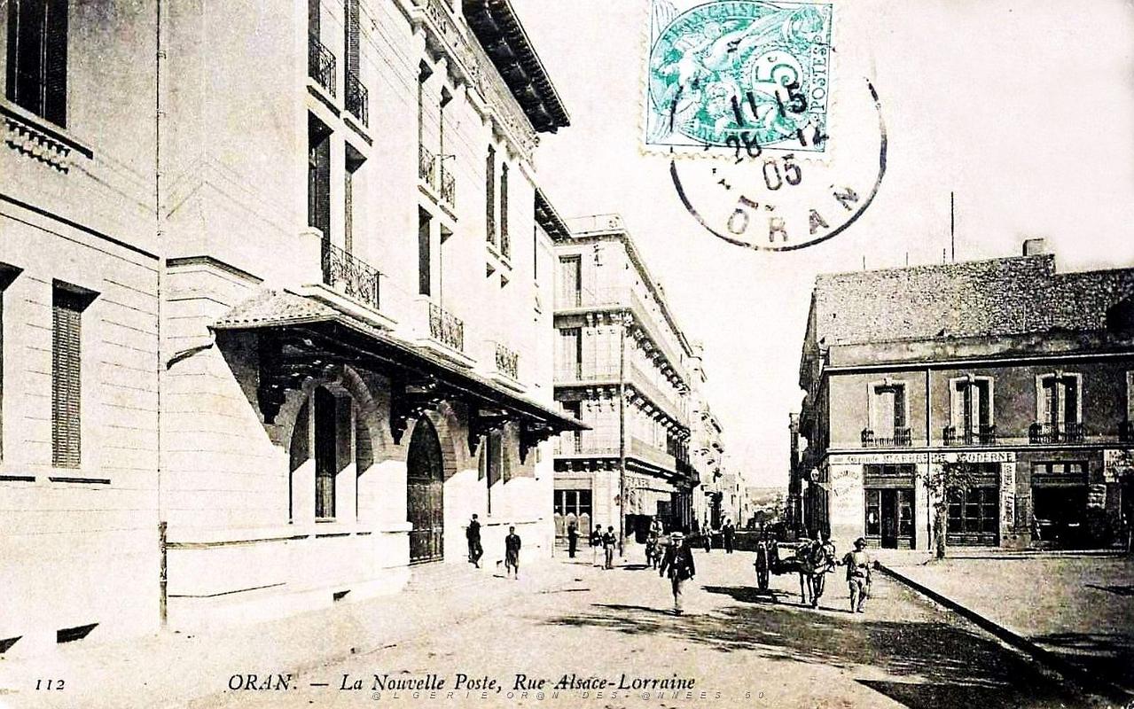 649- Oran - La nouvelle Poste.jpg